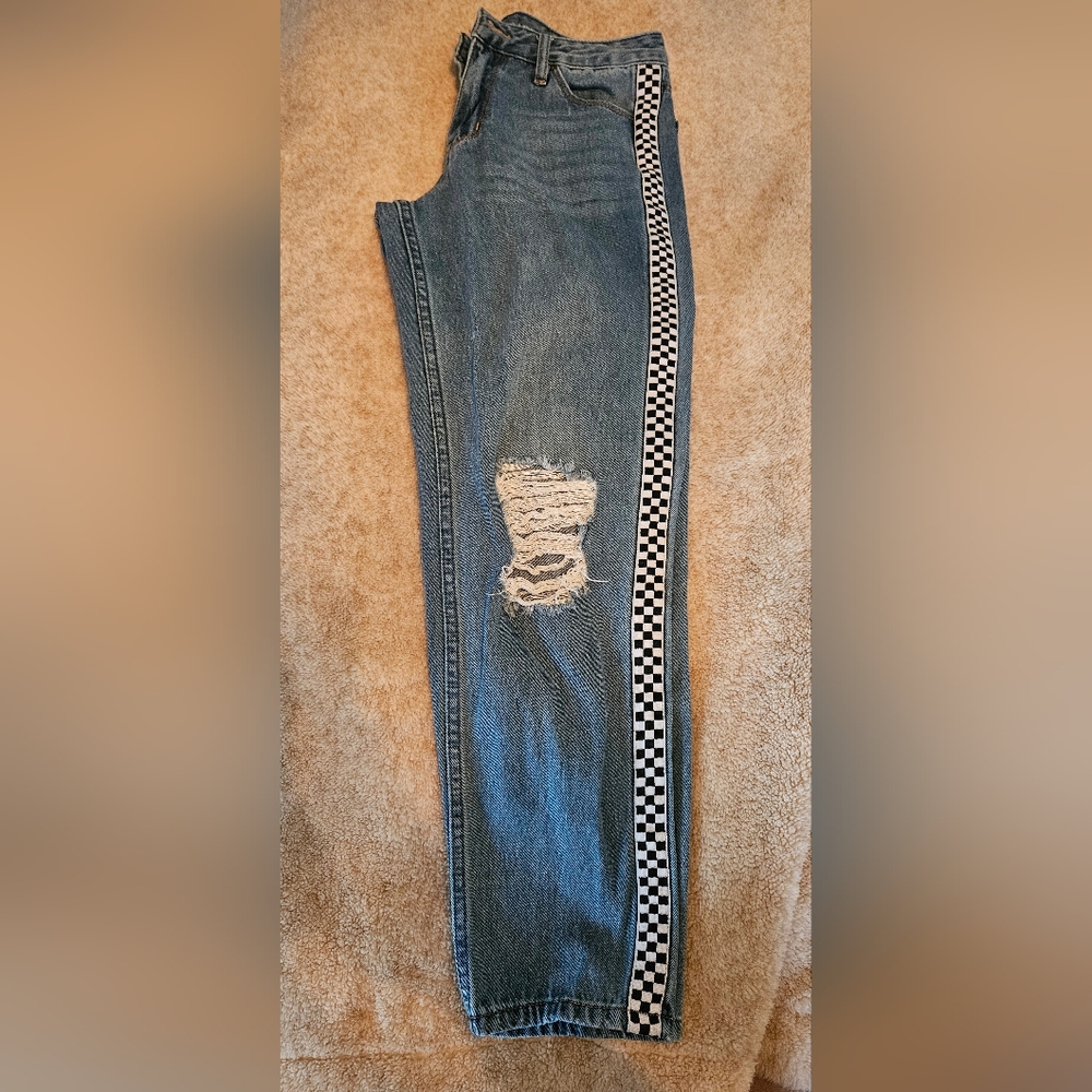 Empyre Eileen Mom Jeans - Classic Blue